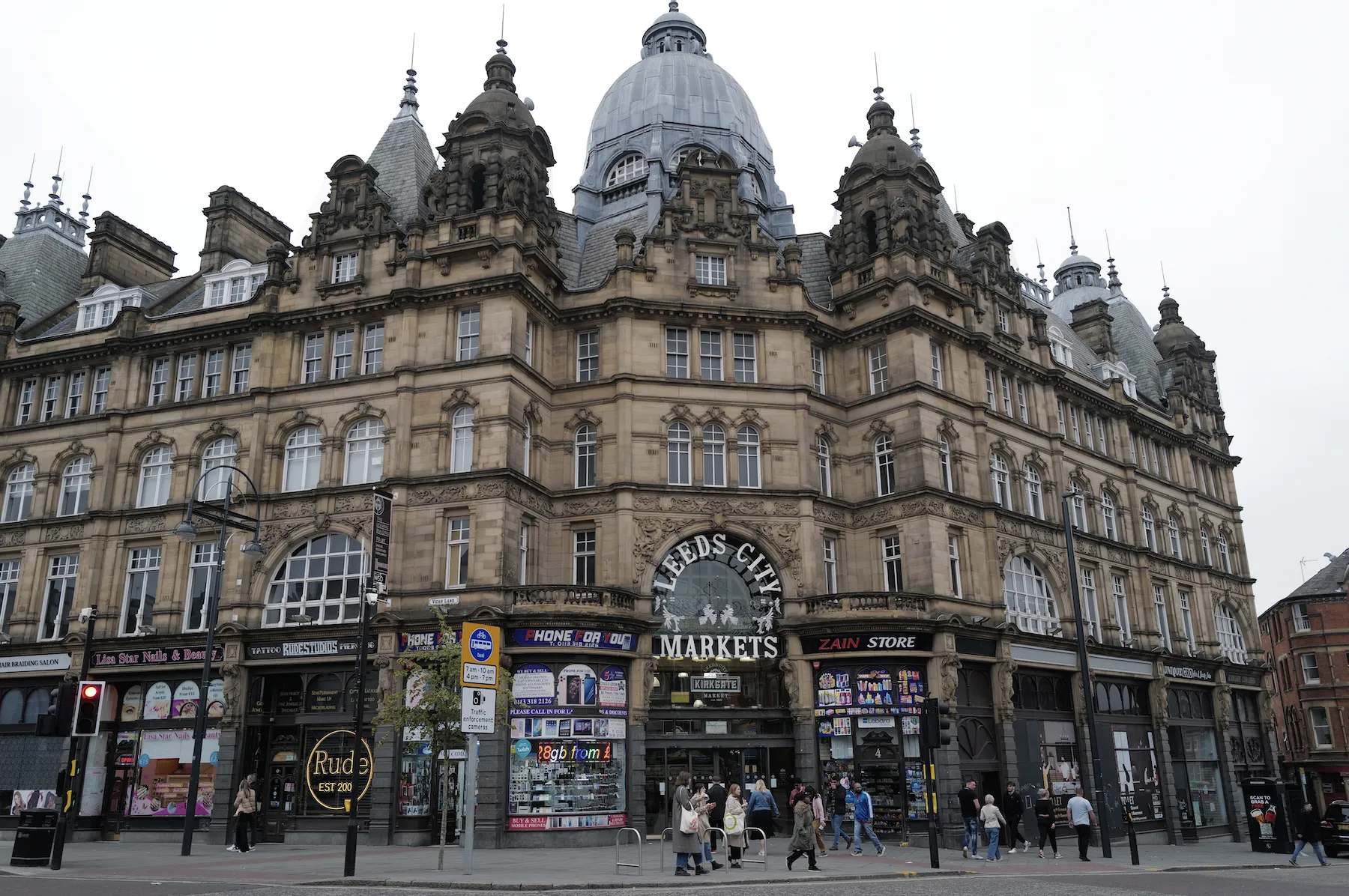 Leeds1