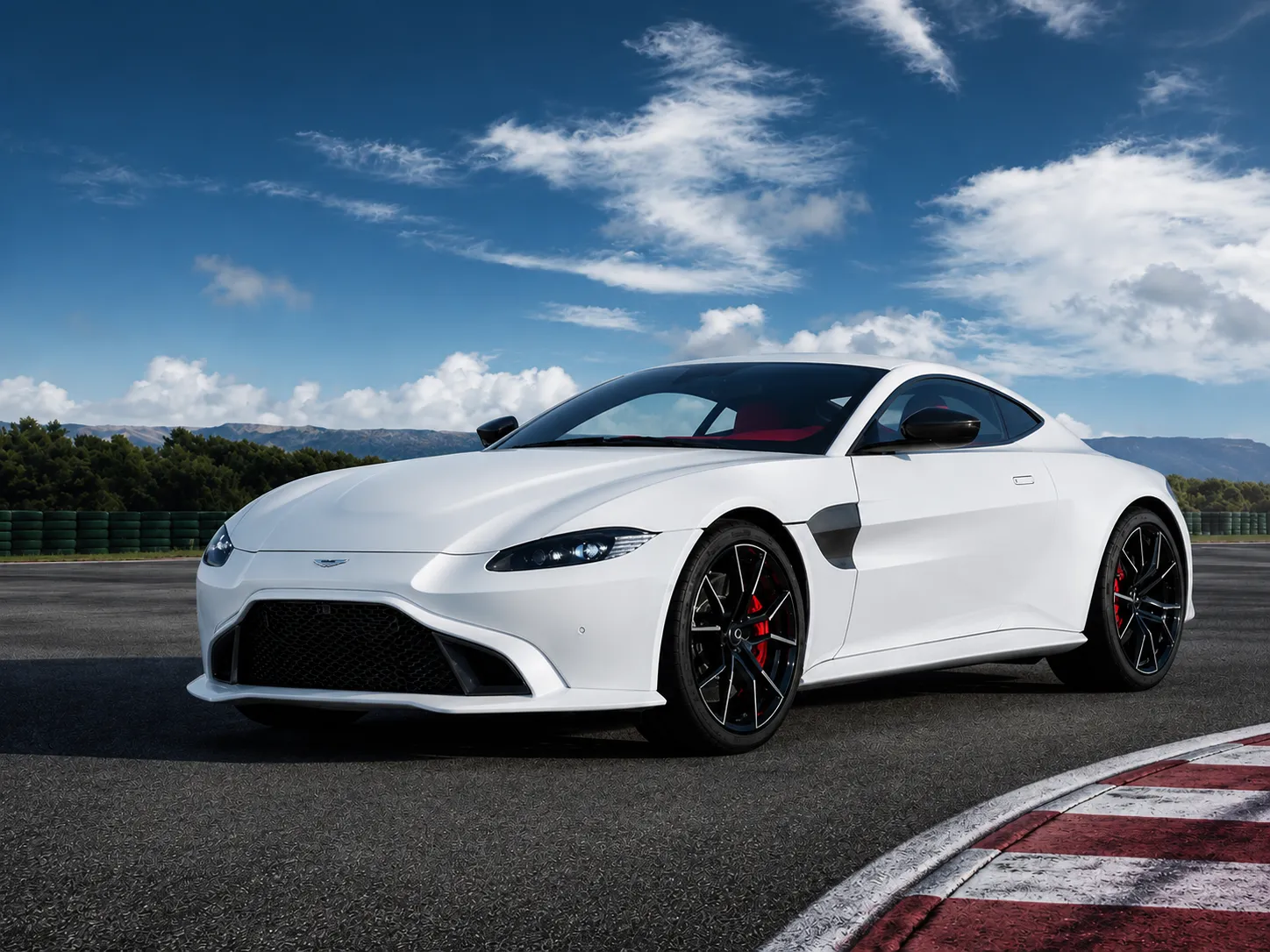 Aston3