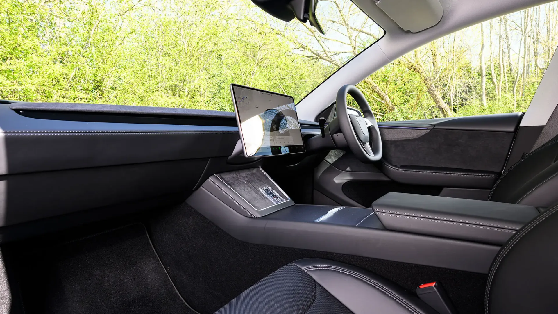 Model Y Int