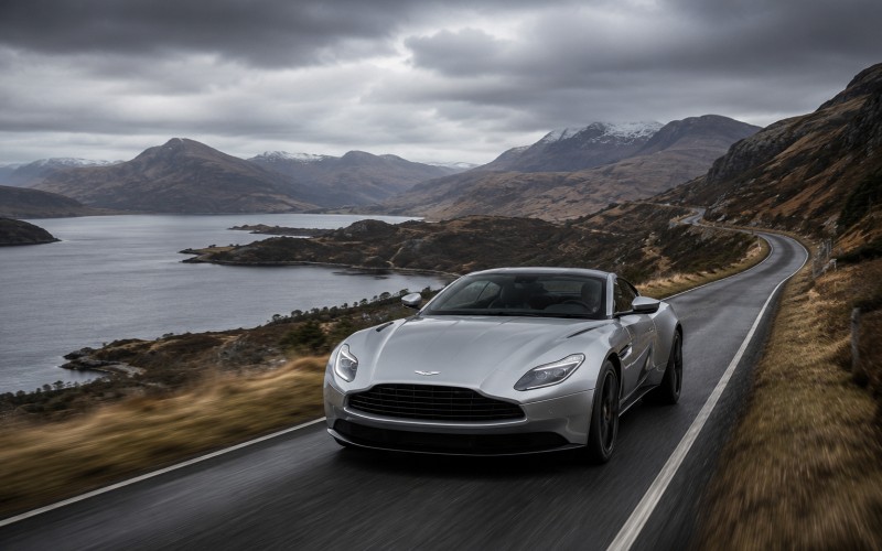 Supercar Drives From Glasgow: Loch Lomond and Beyond
